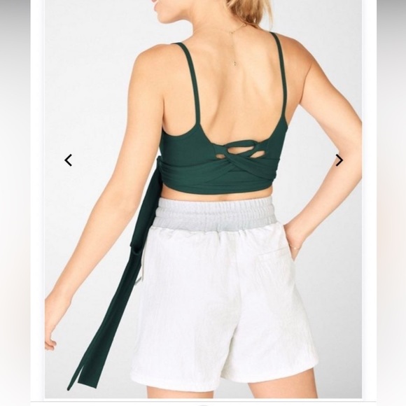 NEW Fabletics Nola Low-Impact Sports Bra Green size Small - Picture 7 of 10